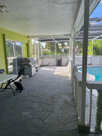 3401 NW 40th Street Lauderdale Lakes FL 33309