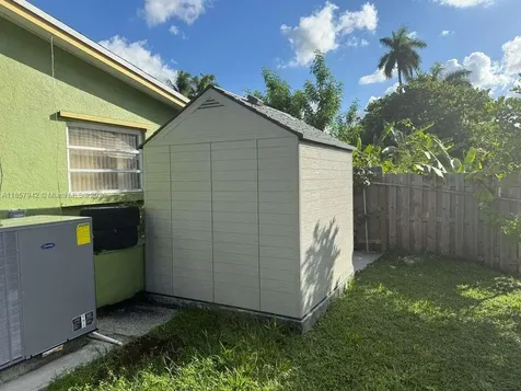 3401 NW 40th Street Lauderdale Lakes FL 33309