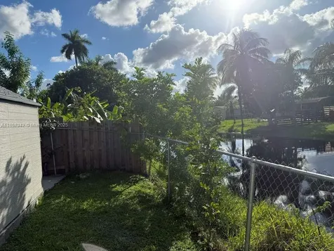 3401 NW 40th Street Lauderdale Lakes FL 33309