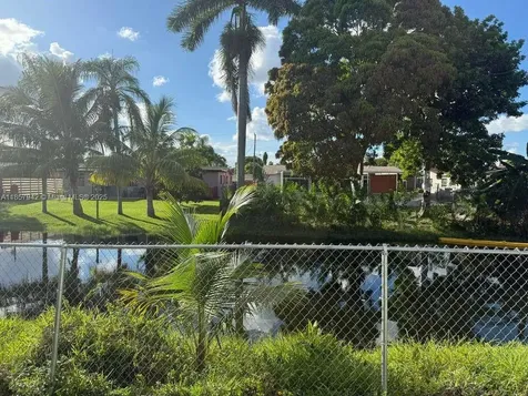 3401 NW 40th Street Lauderdale Lakes FL 33309
