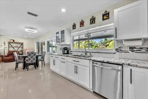2191 NW 107th Avenue Sunrise FL 33322