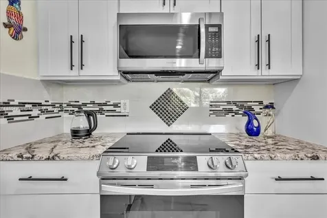 2191 NW 107th Avenue Sunrise FL 33322