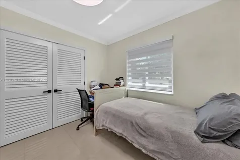 2191 NW 107th Avenue Sunrise FL 33322