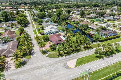 2191 NW 107th Avenue Sunrise FL 33322