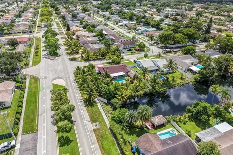 2191 NW 107th Avenue Sunrise FL 33322
