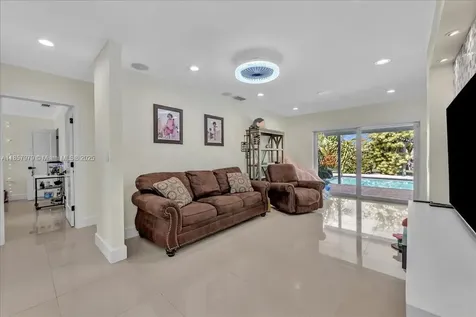 2191 NW 107th Avenue Sunrise FL 33322