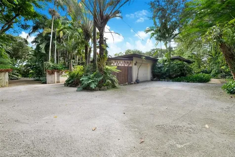 13831 SW 232nd Street Miami FL 33170