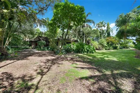 13831 SW 232nd Street Miami FL 33170