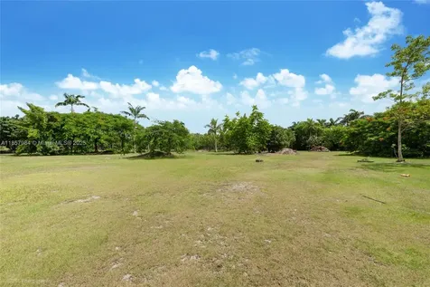 13831 SW 232nd Street Miami FL 33170