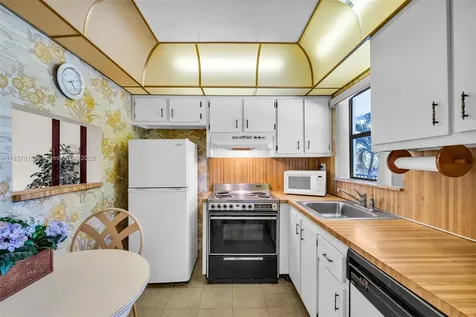 10444 NW 30th Court Sunrise FL 33322