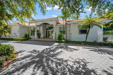 5750 SW 67th Avenue Miami FL 33143