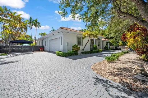 5750 SW 67th Avenue Miami FL 33143
