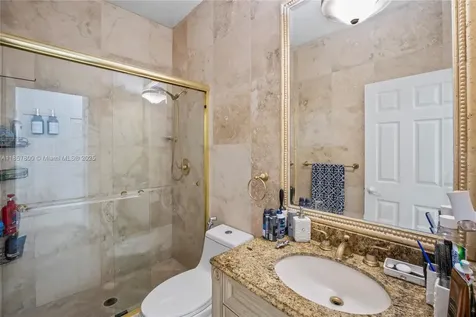 5750 SW 67th Avenue Miami FL 33143