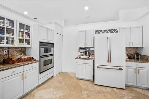5750 SW 67th Avenue Miami FL 33143