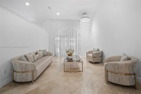 5750 SW 67th Avenue Miami FL 33143