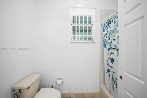 5750 SW 67th Avenue Miami FL 33143