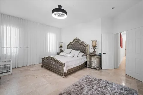 5750 SW 67th Avenue Miami FL 33143