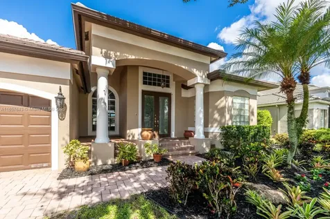 3981 E Lake Estates Drive Davie FL 33328