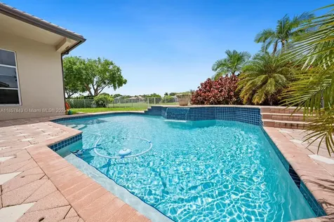 3981 E Lake Estates Drive Davie FL 33328