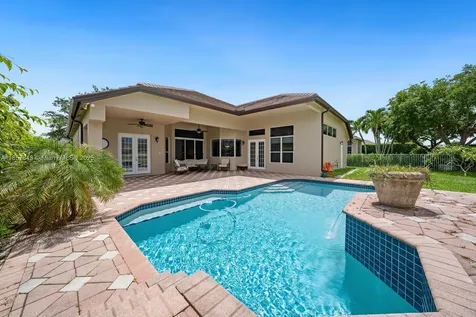 3981 E Lake Estates Drive Davie FL 33328