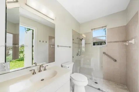 3981 E Lake Estates Drive Davie FL 33328