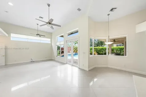 3981 E Lake Estates Drive Davie FL 33328