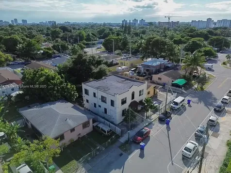 1376 NW 35th Street Miami FL 33142