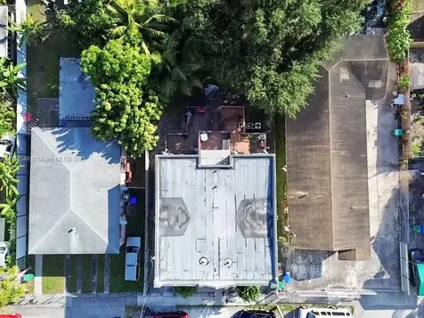 1376 NW 35th Street Miami FL 33142
