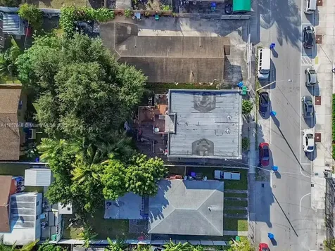 1376 NW 35th Street Miami FL 33142