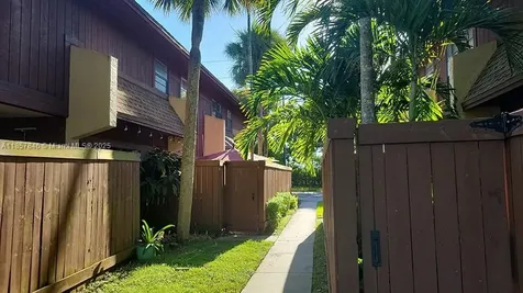 6445 SW 116th Place Miami FL 33173