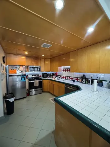 6445 SW 116th Place Miami FL 33173