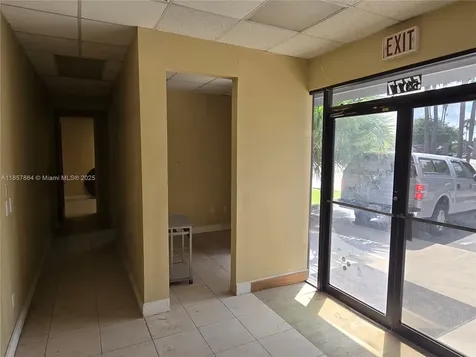 5377 N Hiatus Road Sunrise FL 33351