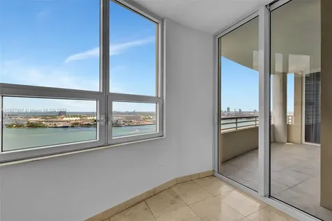 848 Brickell Key Drive Miami FL 33131