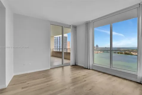 848 Brickell Key Drive Miami FL 33131