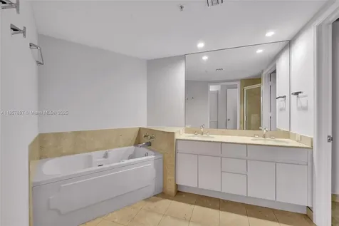 848 Brickell Key Drive Miami FL 33131