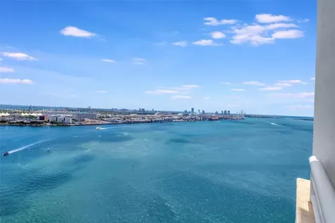 848 Brickell Key Drive Miami FL 33131