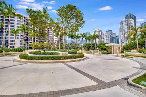 848 Brickell Key Drive Miami FL 33131