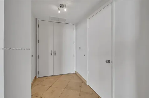 848 Brickell Key Drive Miami FL 33131