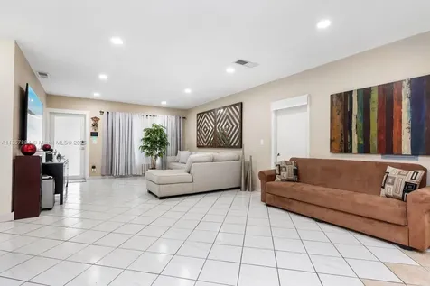 6285 W 6th Avenue Hialeah FL 33012