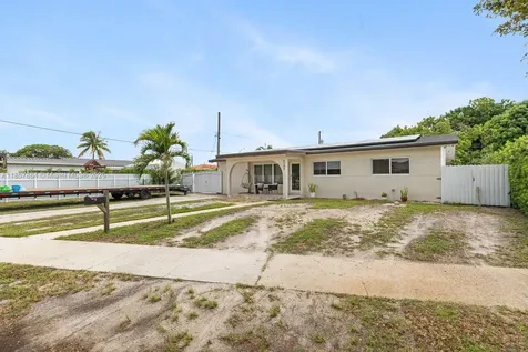 6285 W 6th Avenue Hialeah FL 33012