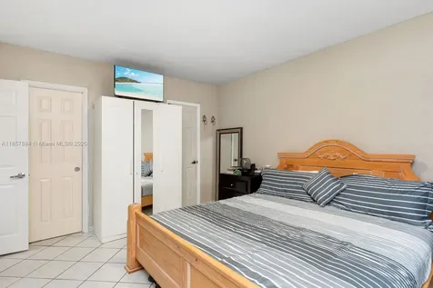 6285 W 6th Avenue Hialeah FL 33012