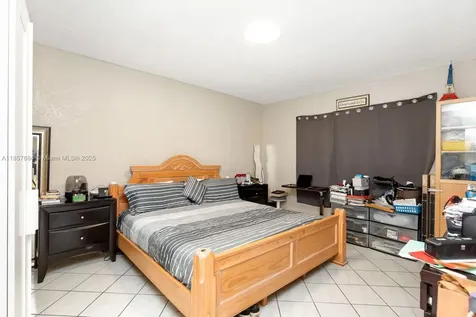 6285 W 6th Avenue Hialeah FL 33012