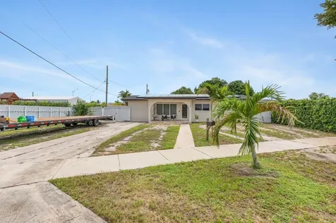 6285 W 6th Avenue Hialeah FL 33012