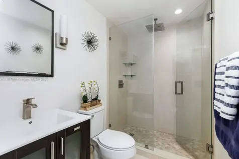 6285 W 6th Avenue Hialeah FL 33012