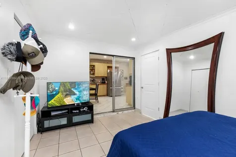 6285 W 6th Avenue Hialeah FL 33012