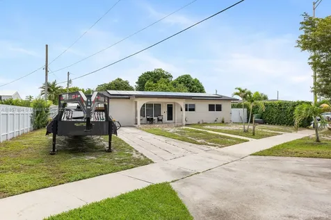 6285 W 6th Avenue Hialeah FL 33012
