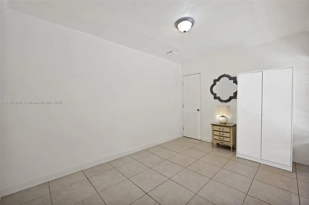 461 NW 17th Place Fort Lauderdale FL 33311