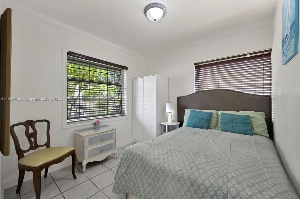 461 NW 17th Place Fort Lauderdale FL 33311