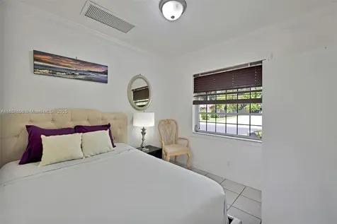 461 NW 17th Place Fort Lauderdale FL 33311