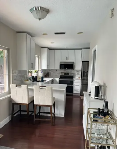 5217 SW 87th Avenue Cooper City FL 33328
